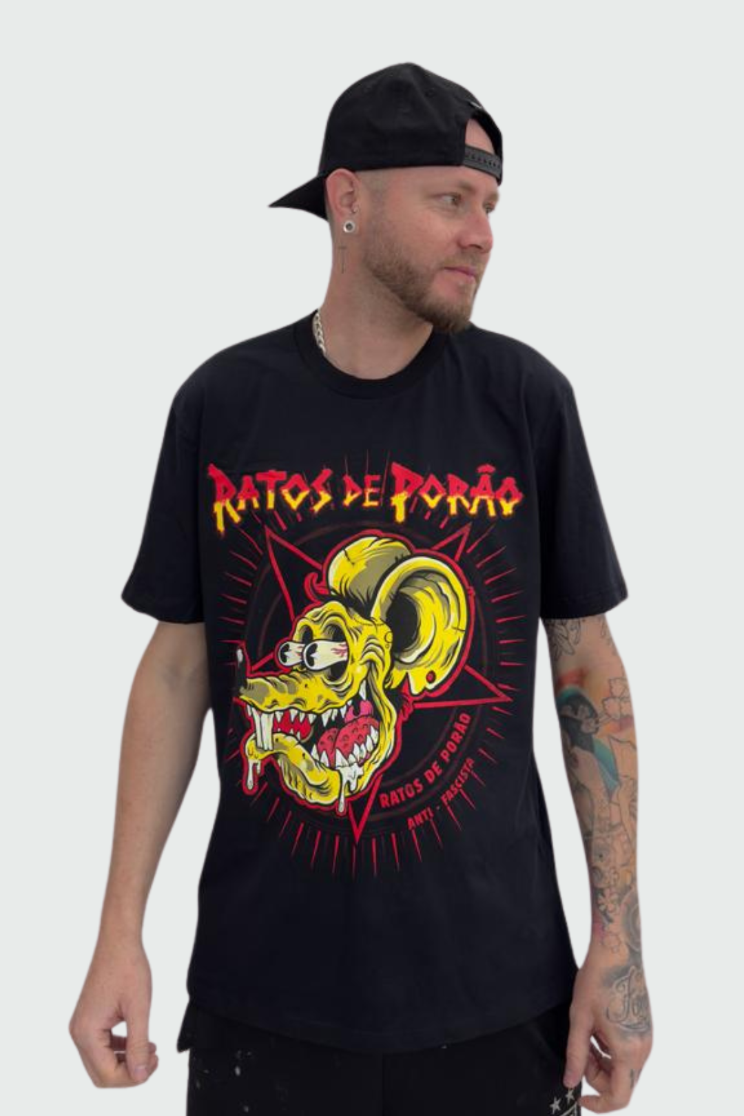 Camiseta Manga Curta Ratos do Porão Metal Punk