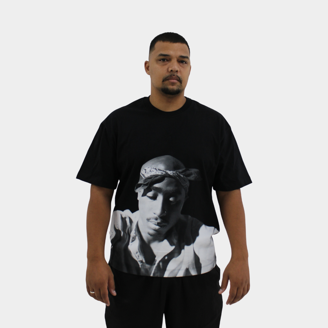 Camiseta Oversized Tupac Gothic Cross