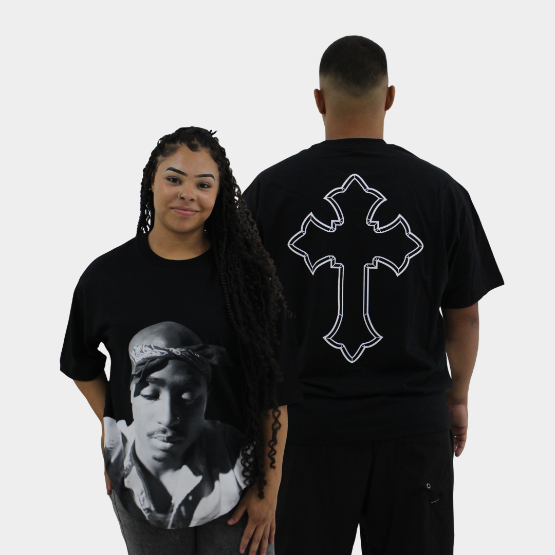 Camiseta Oversized Tupac Gothic Cross